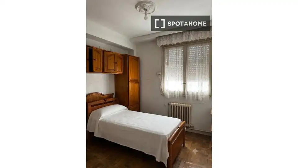 Habitación en alquiler, Pamplona