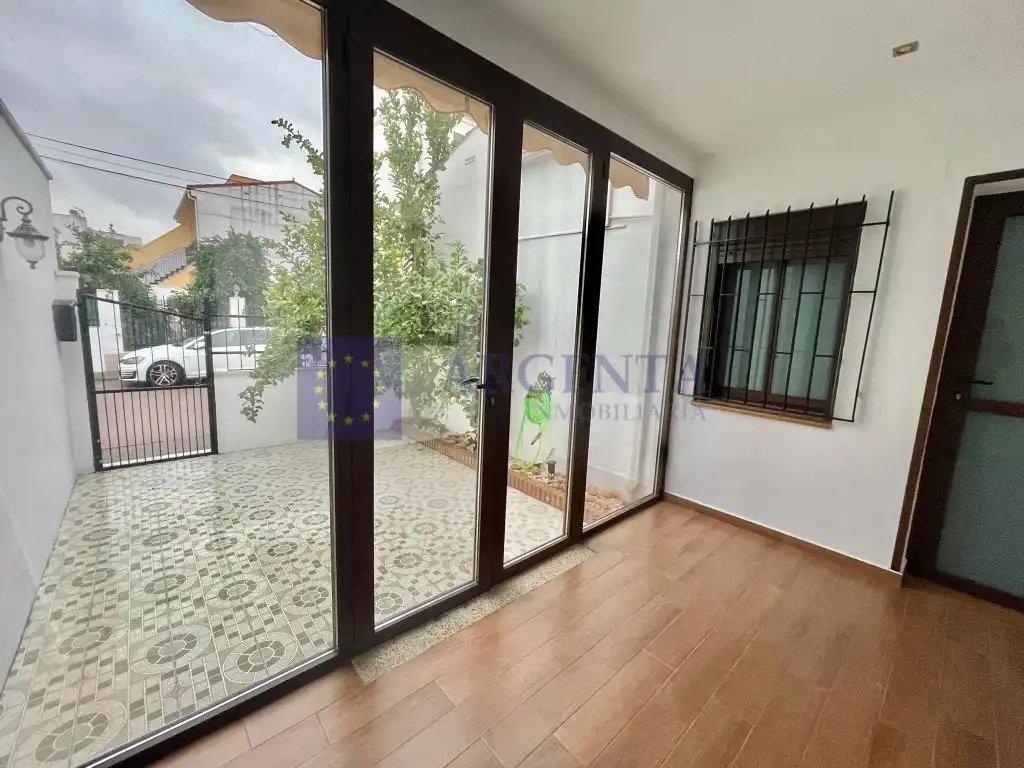 Casa de 160 m² en Malpartida de Cáceres