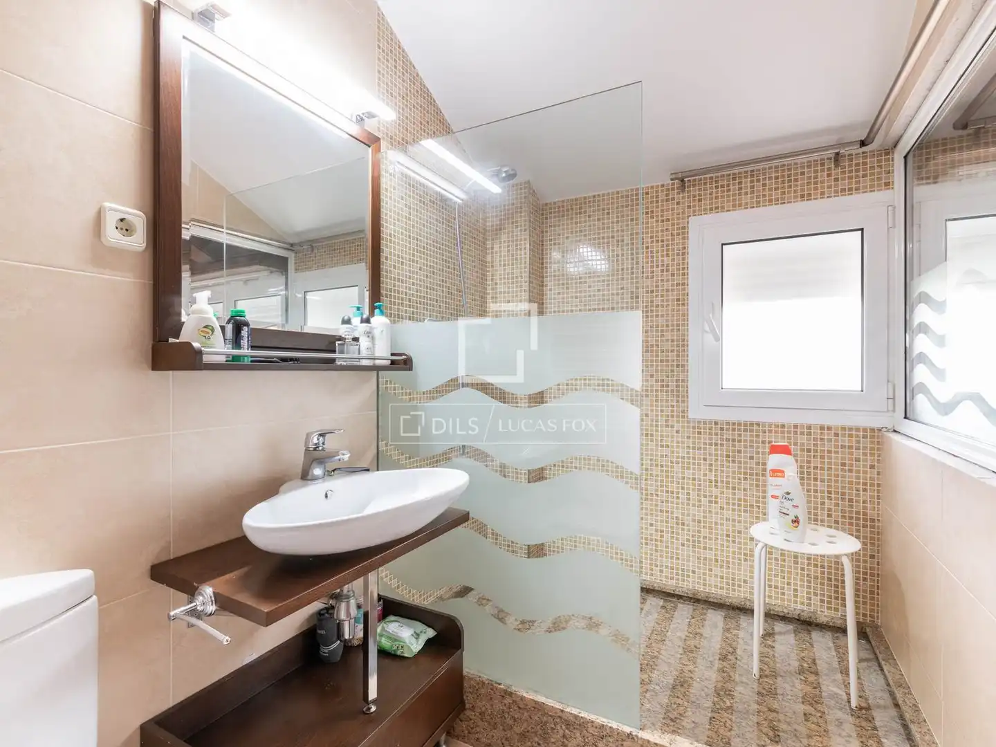 Casa de 406 m² en Castelldefels