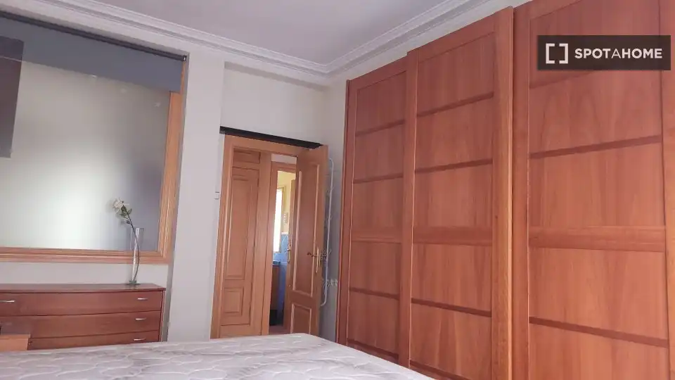 Habitación 81 m², Zaragoza