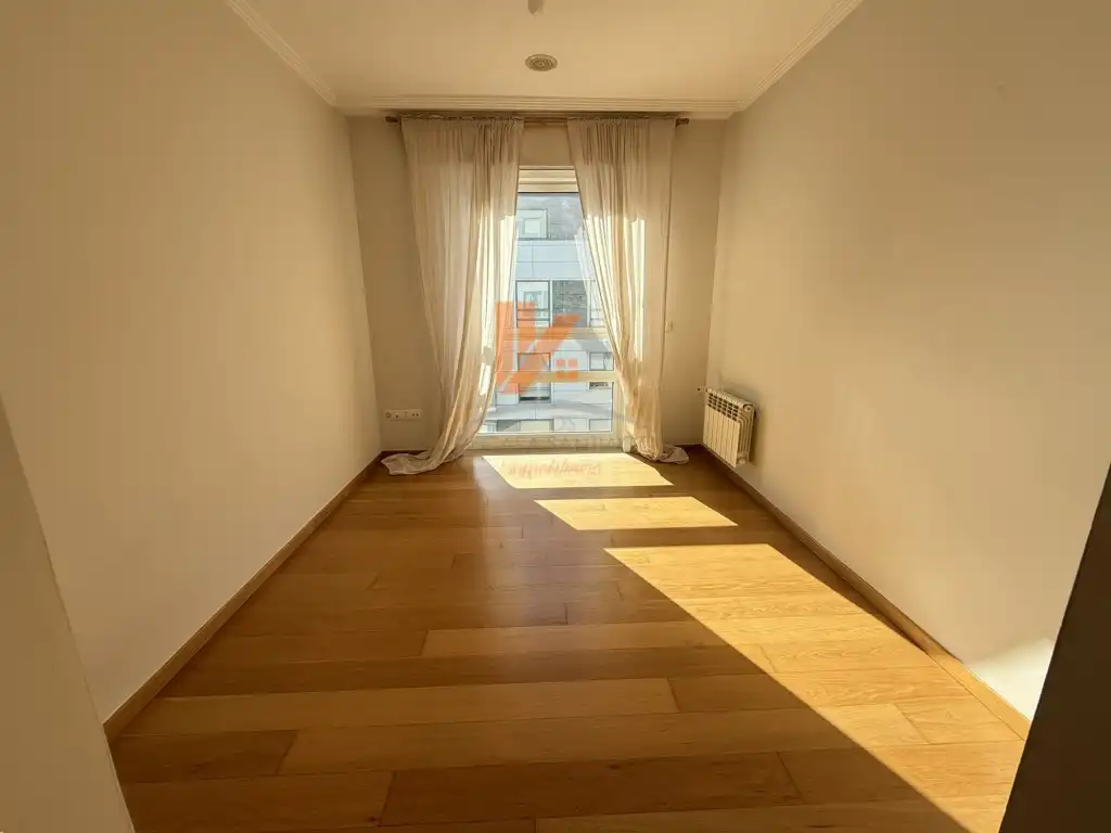 Pis de 138 m² a Santiago de Compostel·la