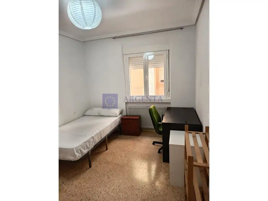 Piso de 90 m² en Cáceres