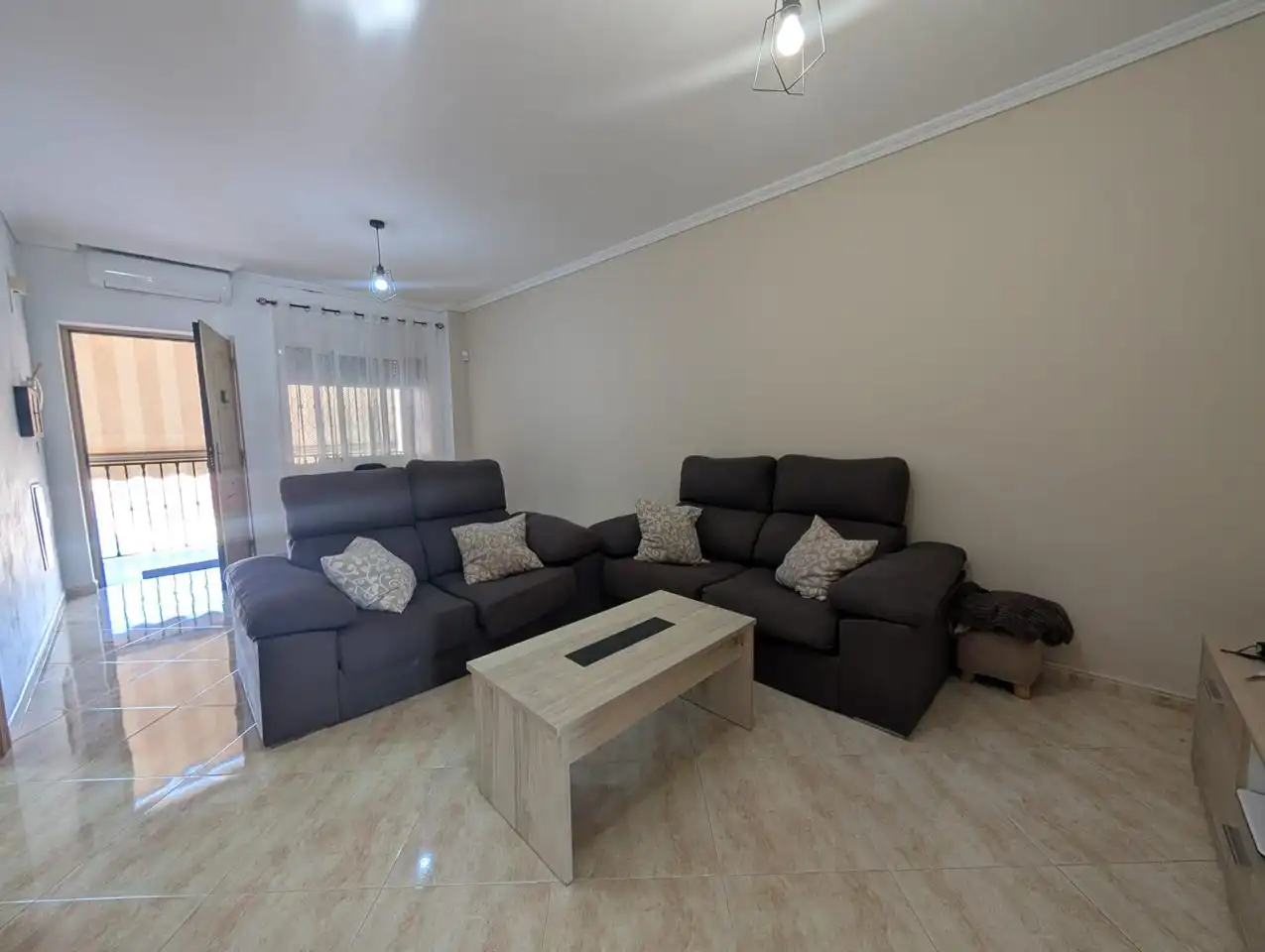 Piso de 64 m² en Linares