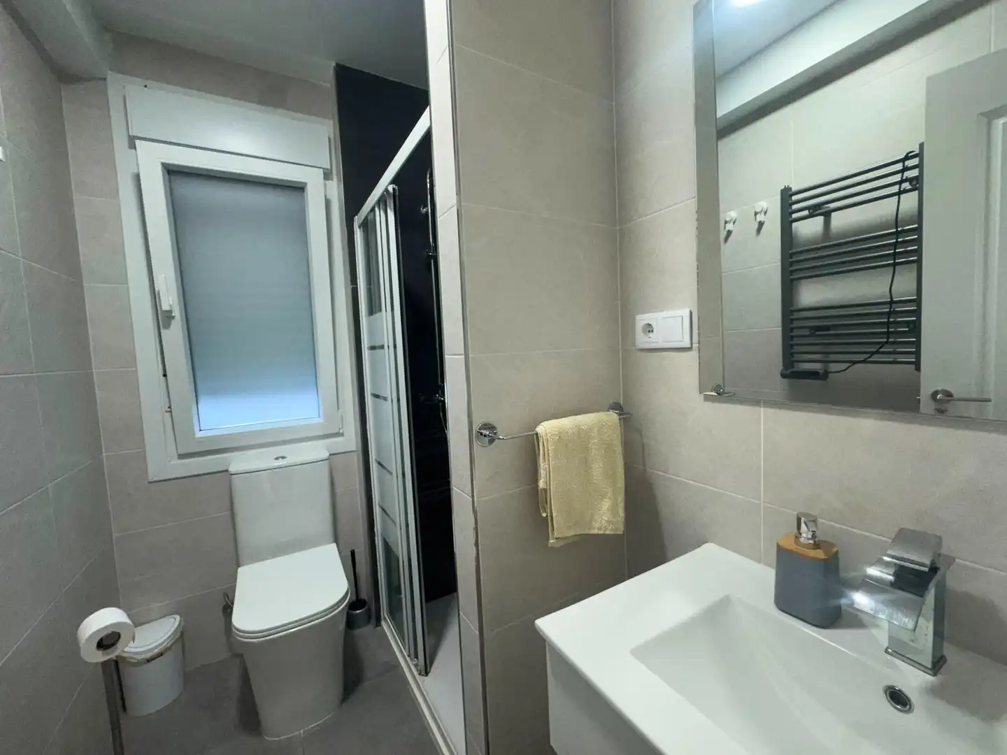 Habitación 161 m², Ourense