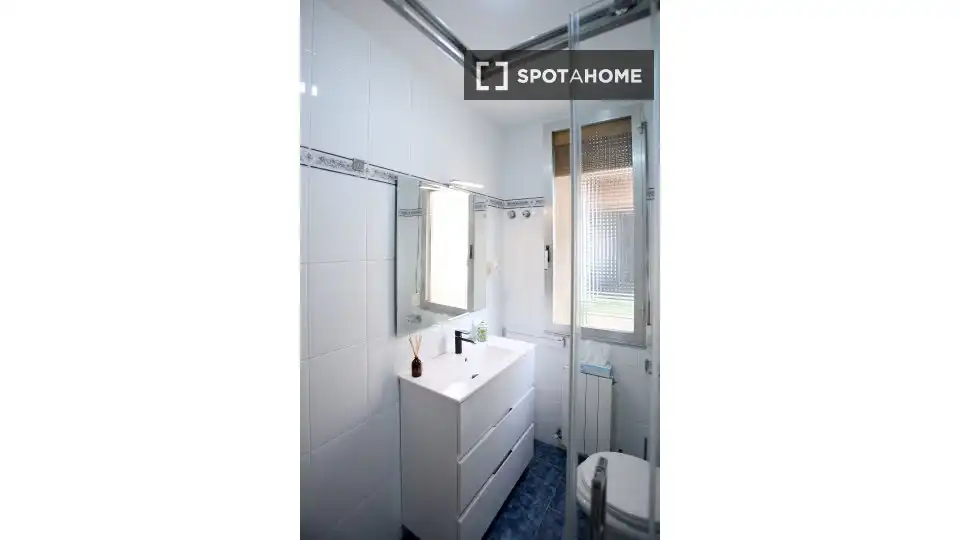 Habitación 81 m², Bilbao