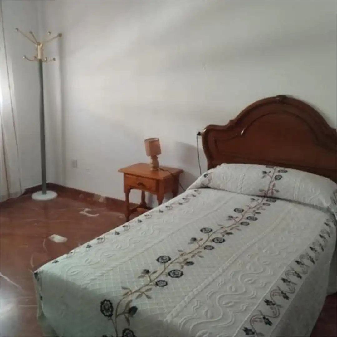 Piso de 100 m² en Baeza