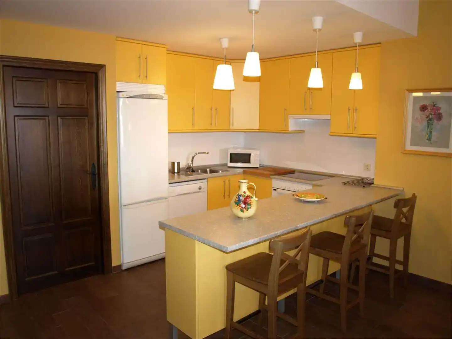 Piso de 450 m² en Orellana de la Sierra