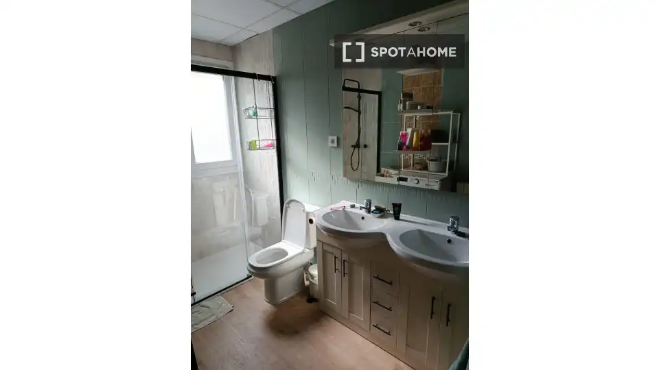 Habitación 75 m², Zaragoza