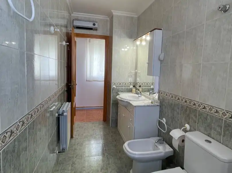 Piso de 181 m² en Caudete