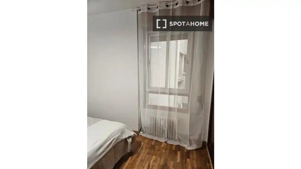 Habitación 155 m², Zaragoza