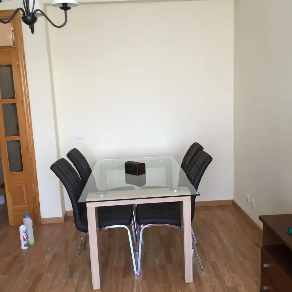 Piso de 100 m² en Dos Hermanas