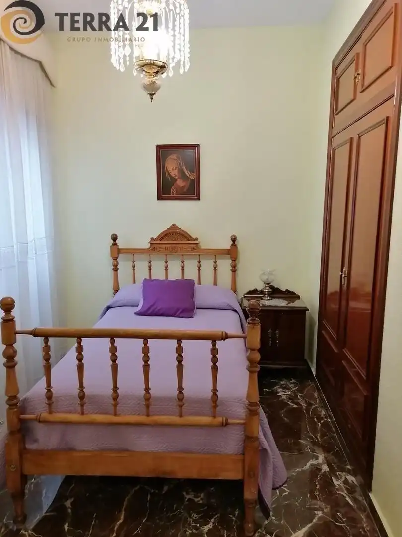 Habitación 112 m², Jaén