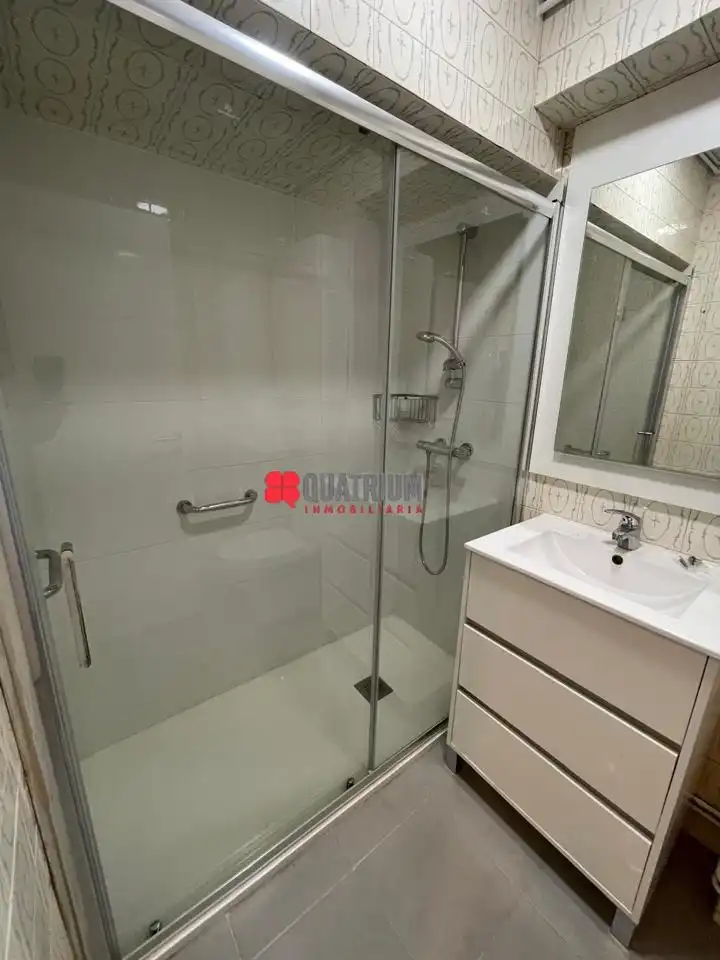 Piso de 80 m² en Santiago de Compostela
