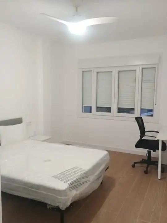 Habitación 96 m², Ourense