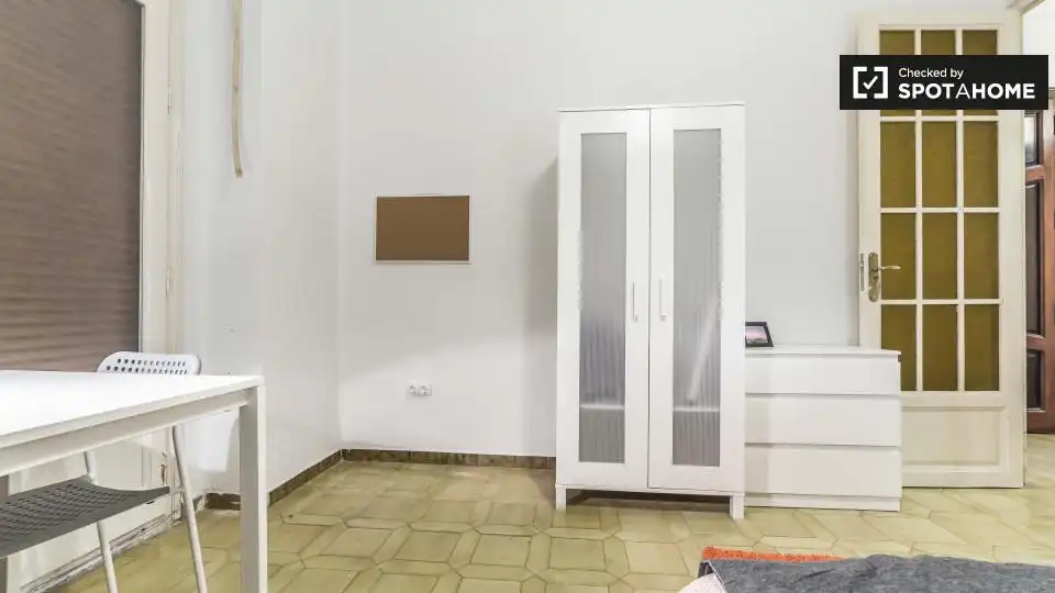 Habitación 100 m², Valencia