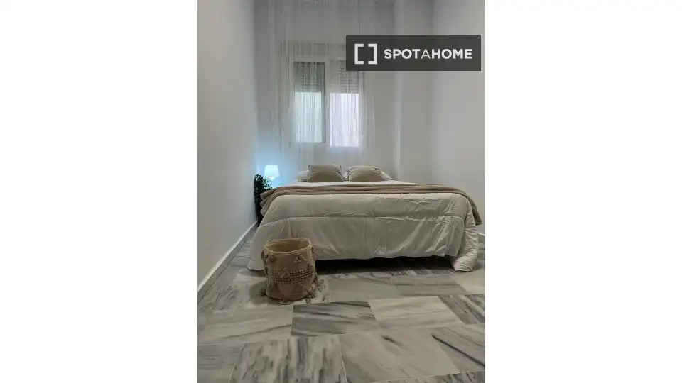 Habitación 138 m², Sevilla