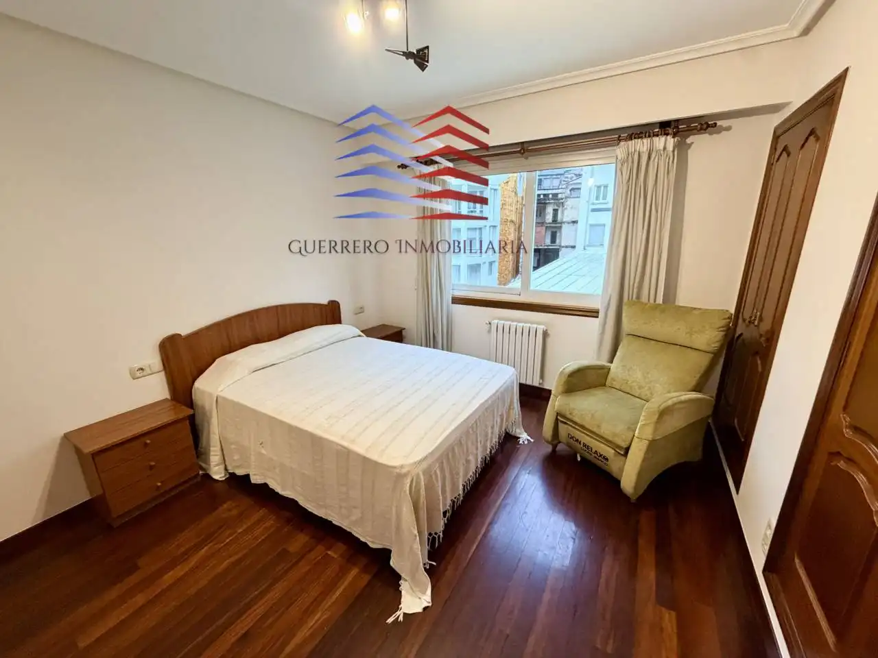 Piso de 85 m² en Ourense