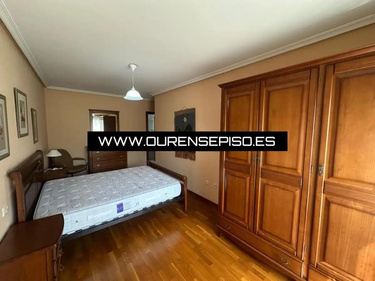 Wohnung 100 m² in Ourense