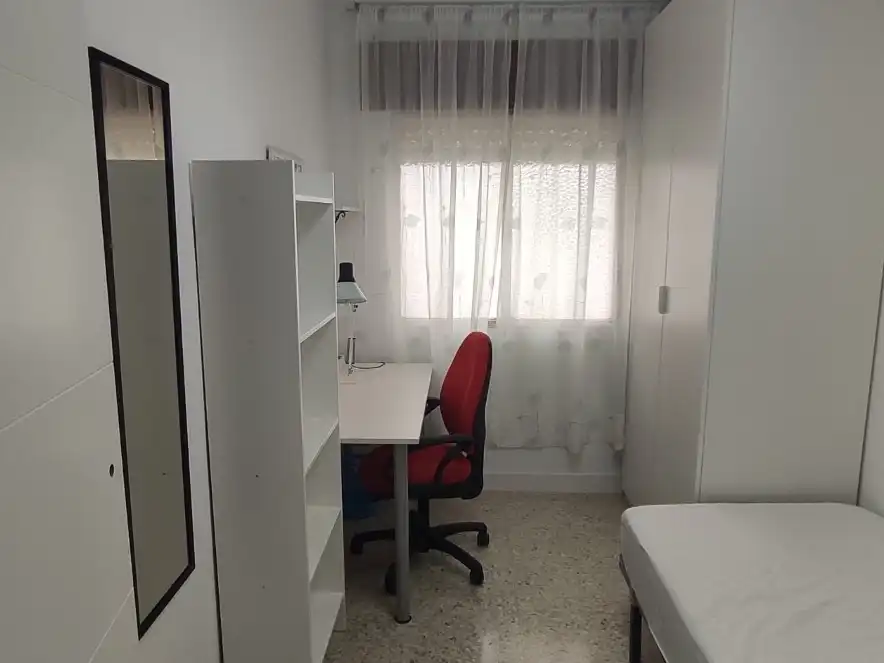 Piso de 90 m² en Granada