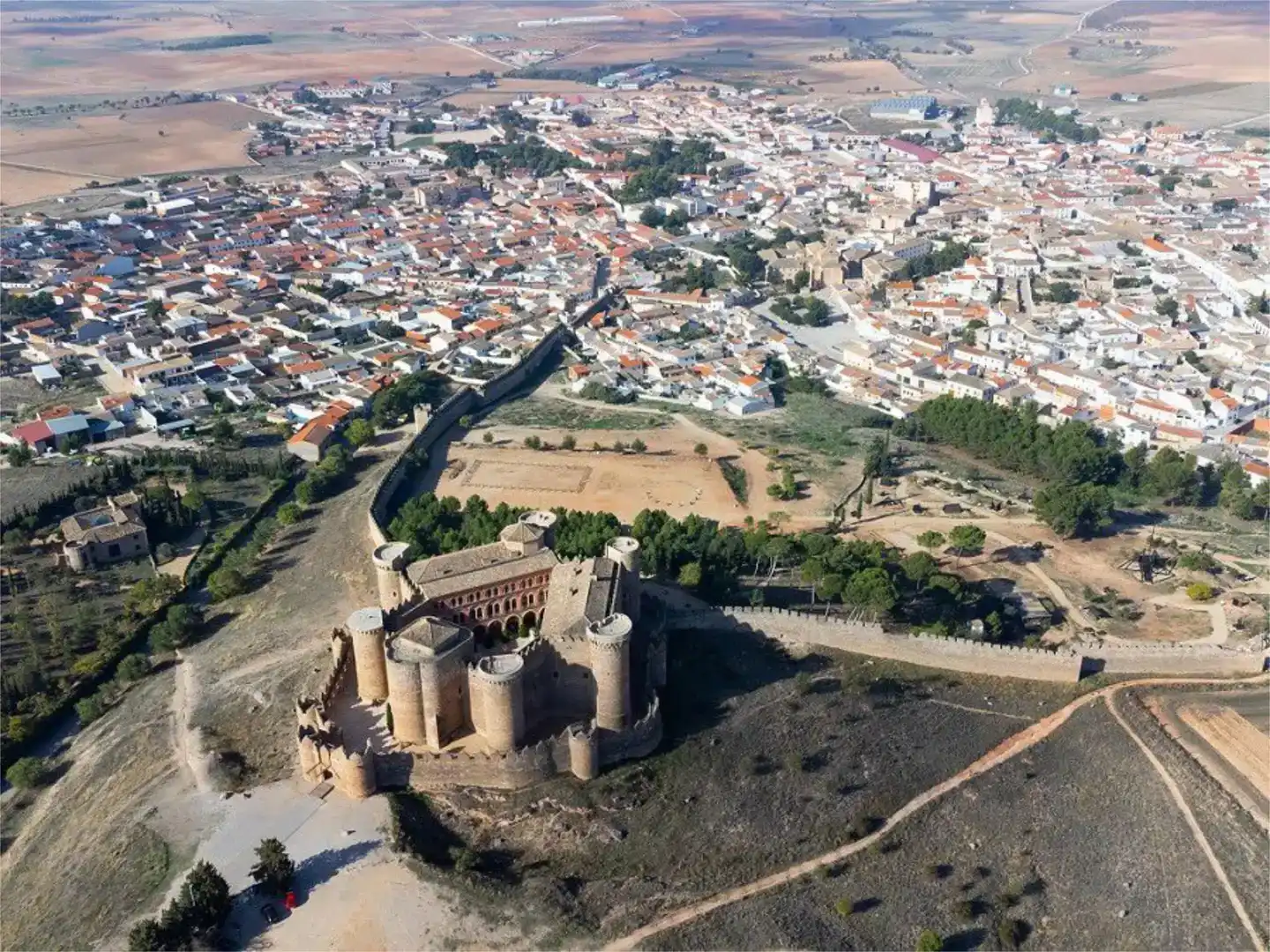 Piso de 800 m² en Belmonte