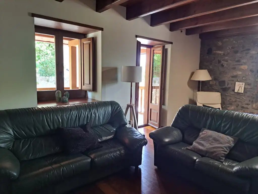 Casa de 240 m² en Das