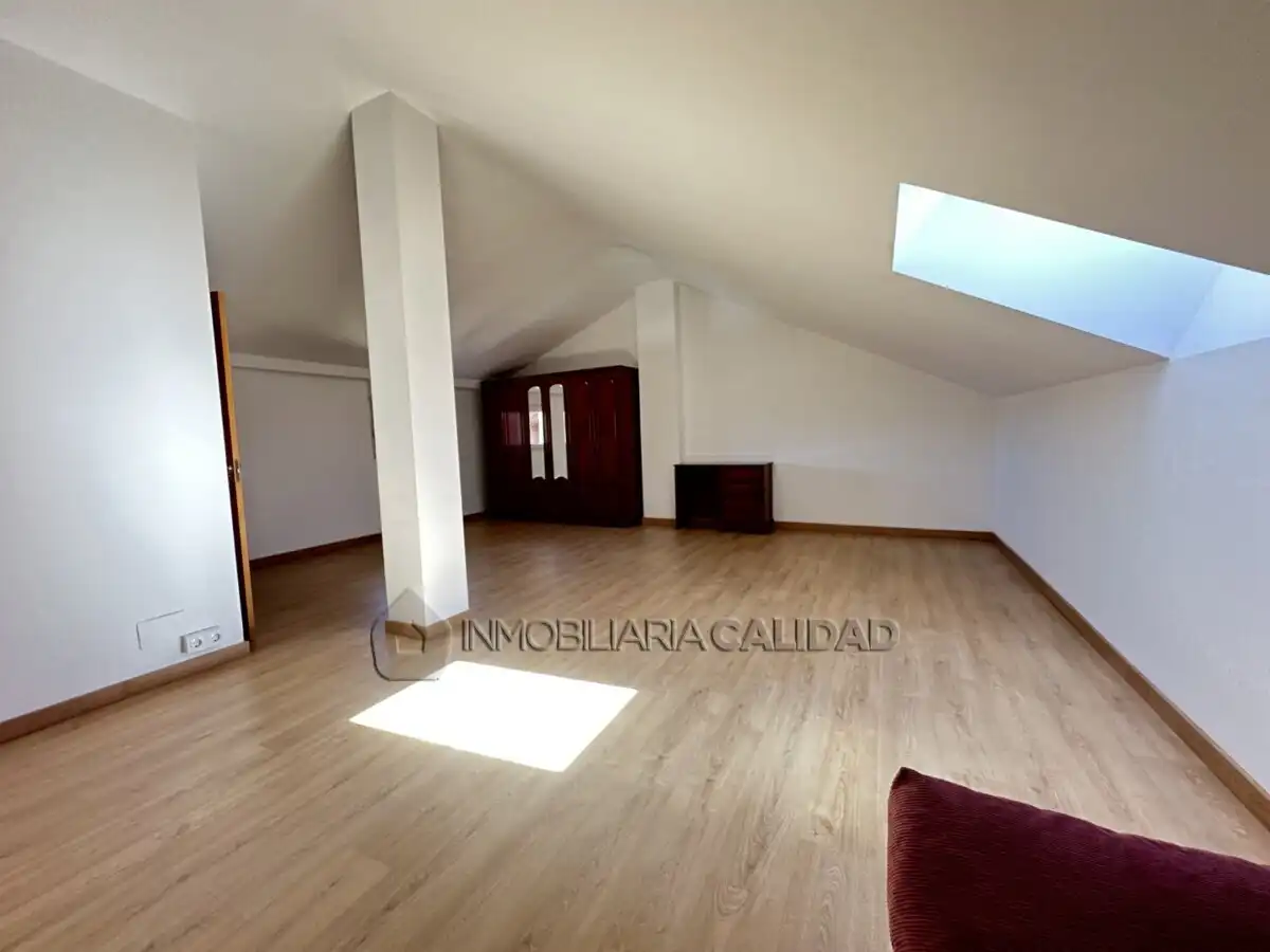 Casa de 201 m² en Villagonzalo Pedernales