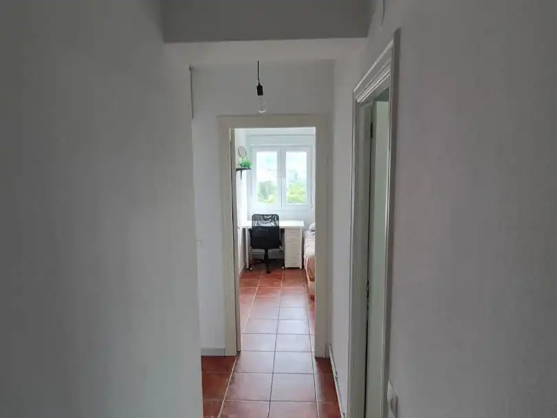 Piso de 81 m² en Oleiros