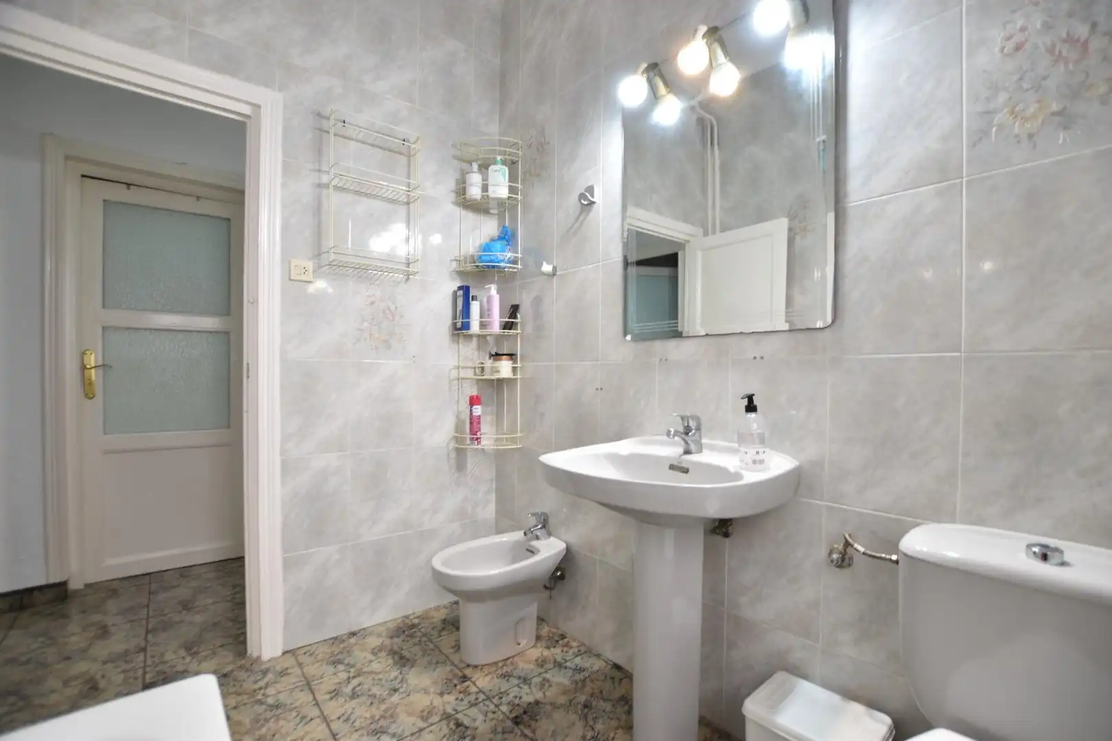Habitación 134 m², Granada