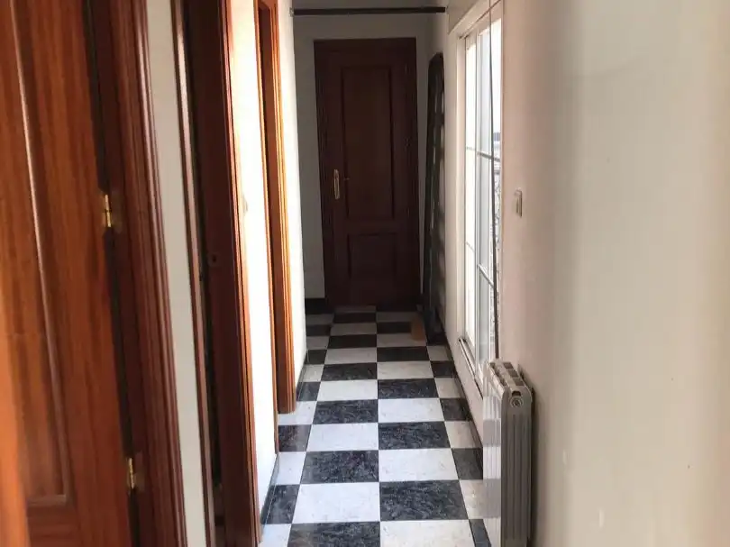 Piso de 99 m² en Granada