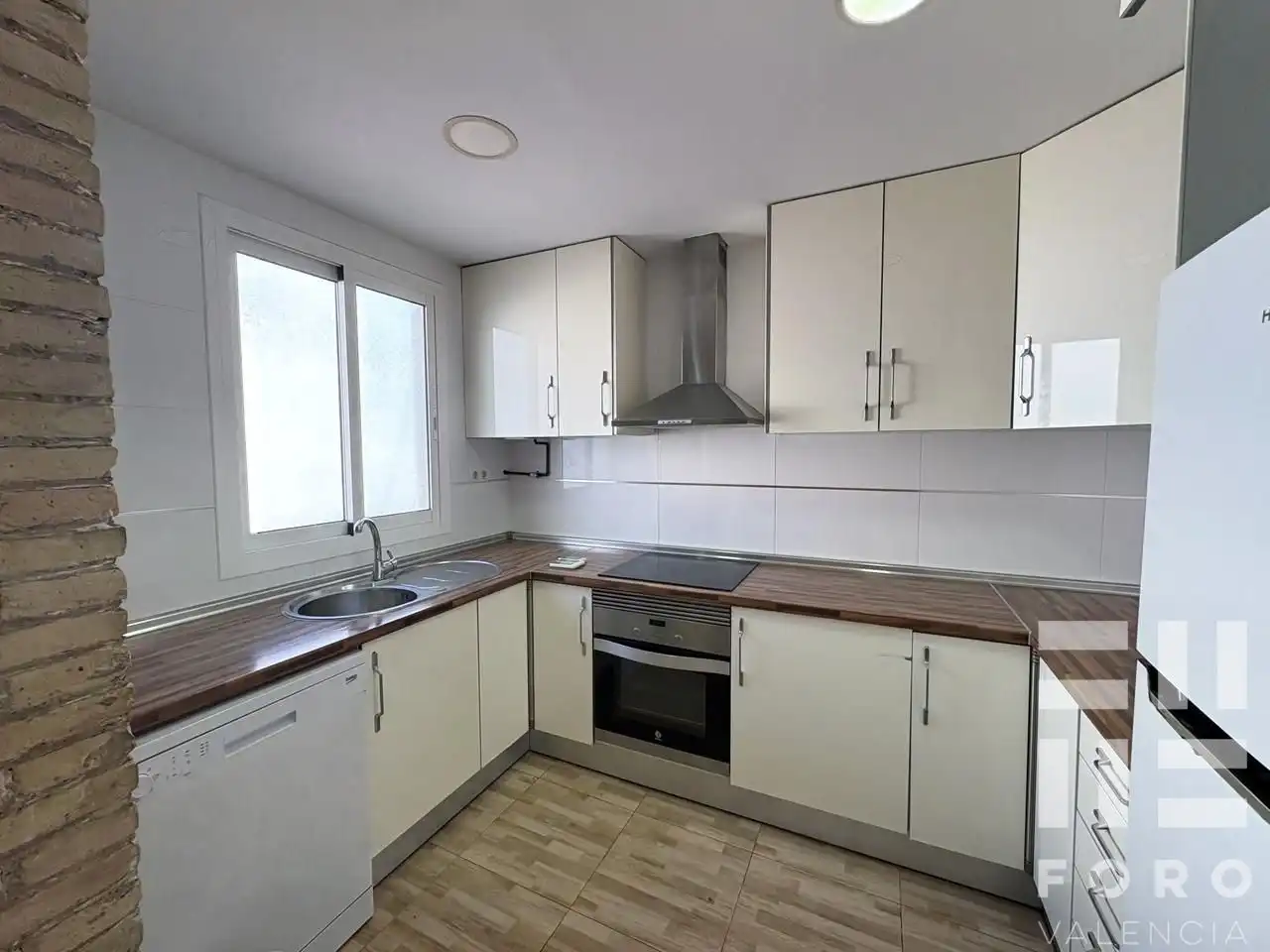 Wohnung 93 m² in Valencia