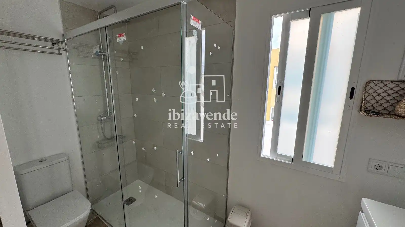 Квартира 100 м² в Eivissa