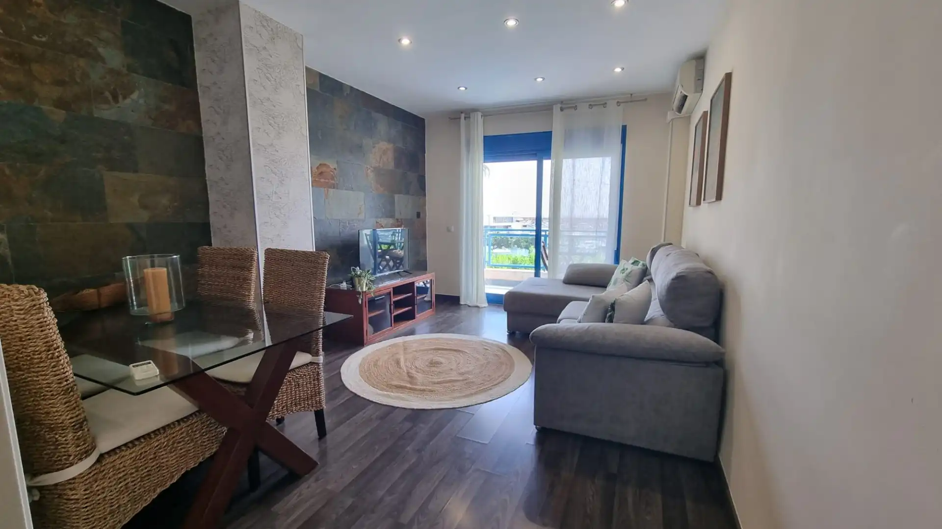 Piso de 73 m² en Roquetas de Mar