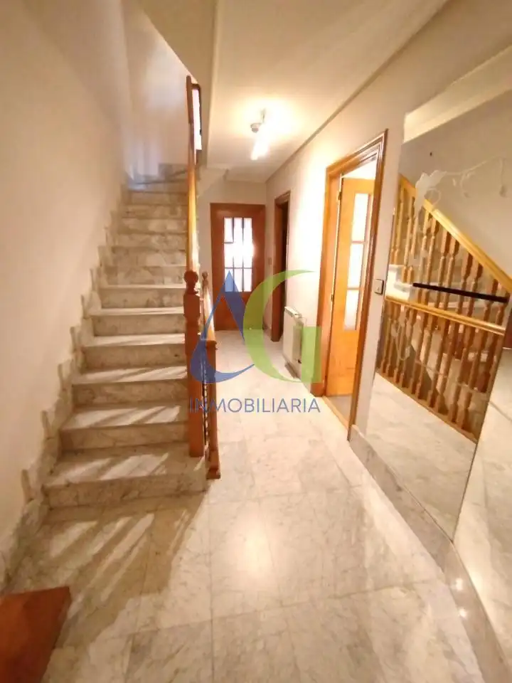 Casa 250 m² a San Andrés del Rabanedo