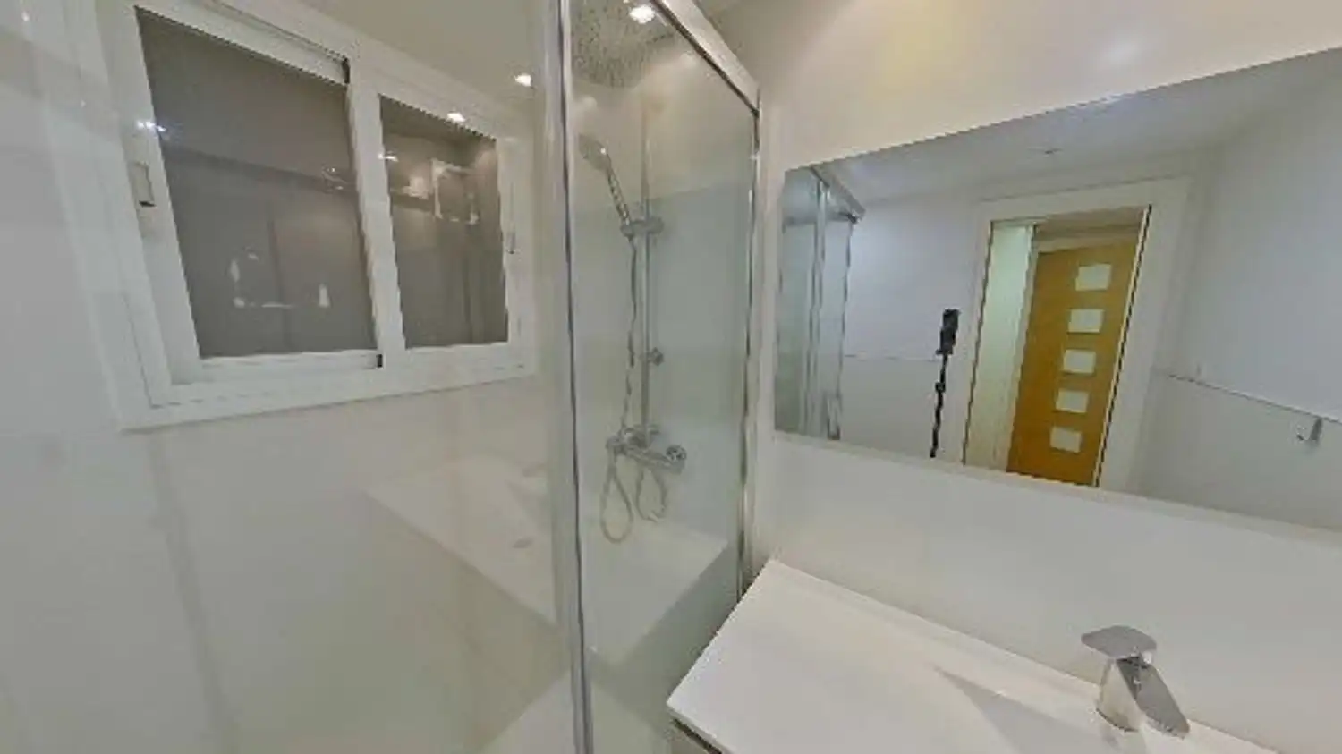 Piso de 140 m² en Zaragoza