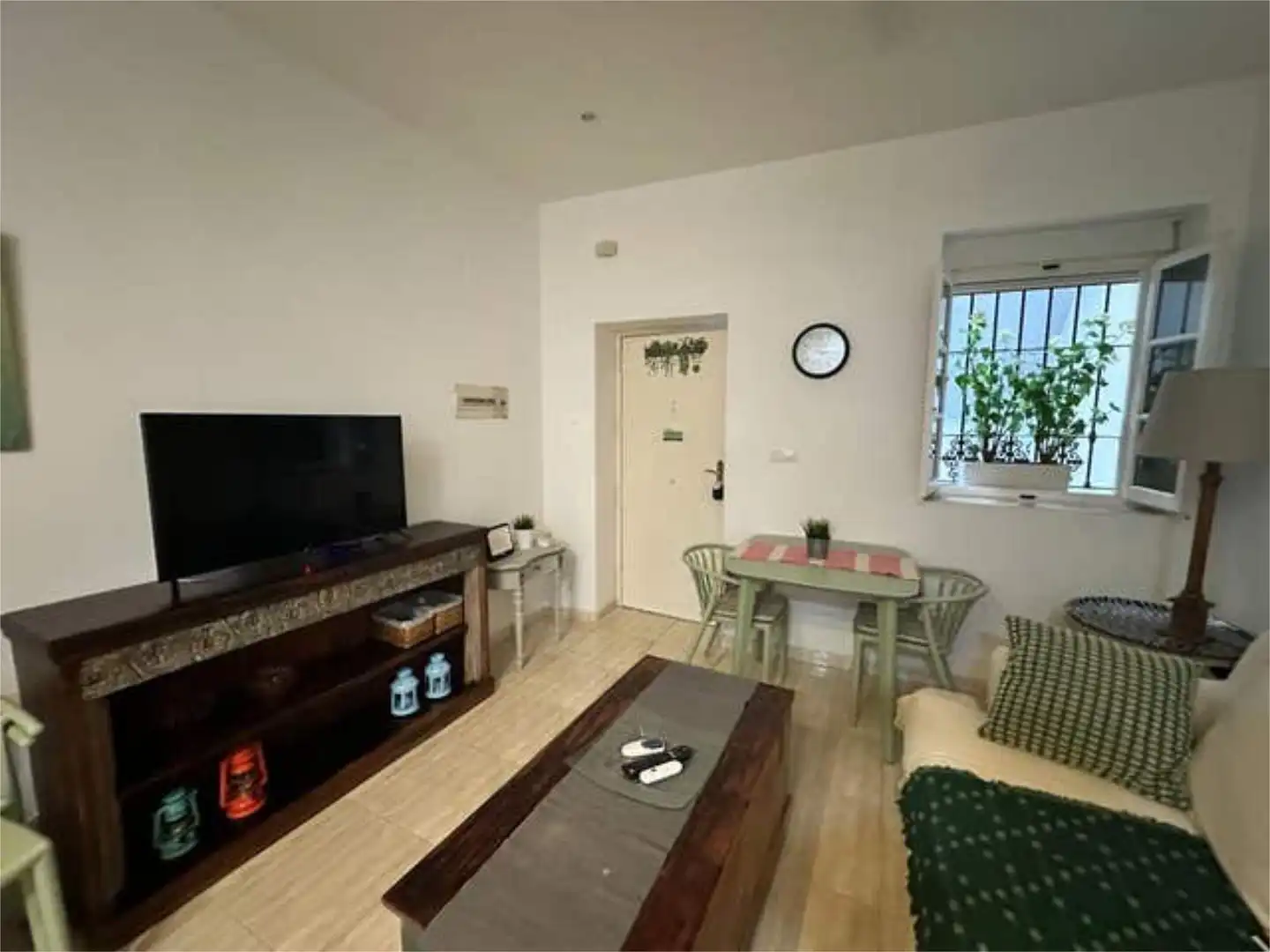 Piso de 50 m² en Cádiz