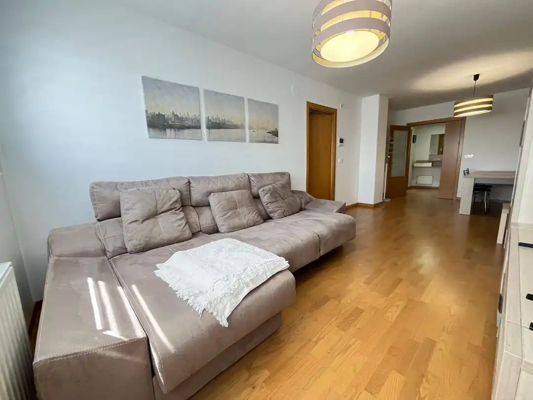Appartamento 102 m² a Pamplona