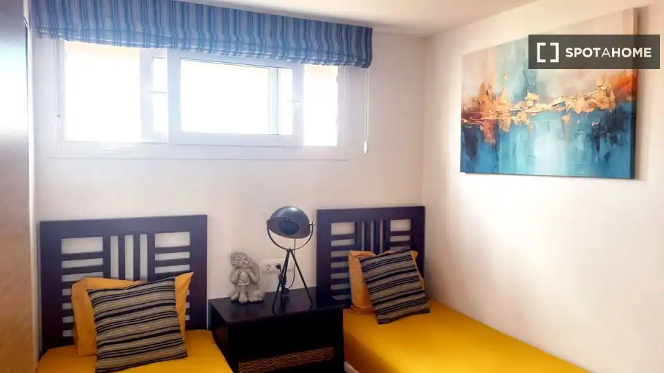 Habitación 98 m², Alhama de Murcia
