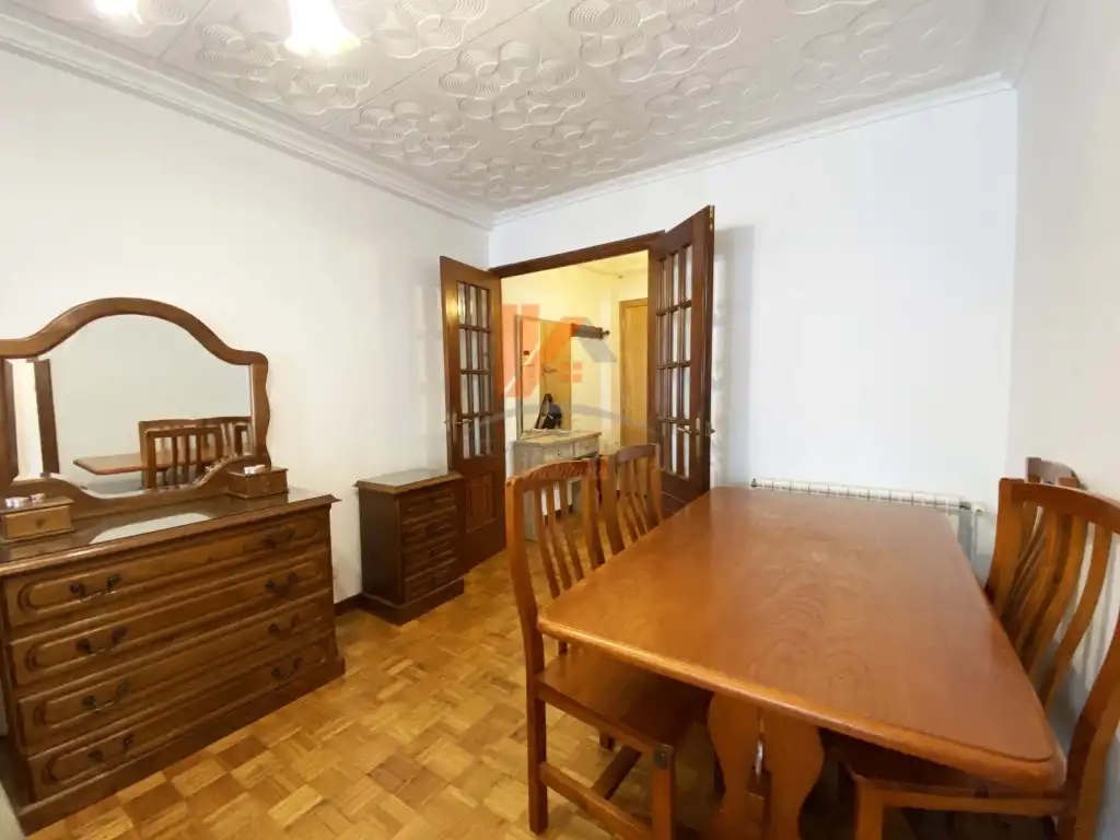 Piso de 85 m² en Santiago de Compostela