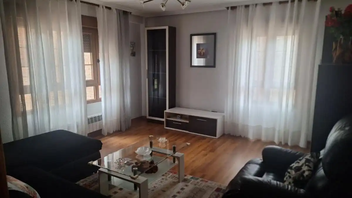 Habitació de lloguer, Oviedo