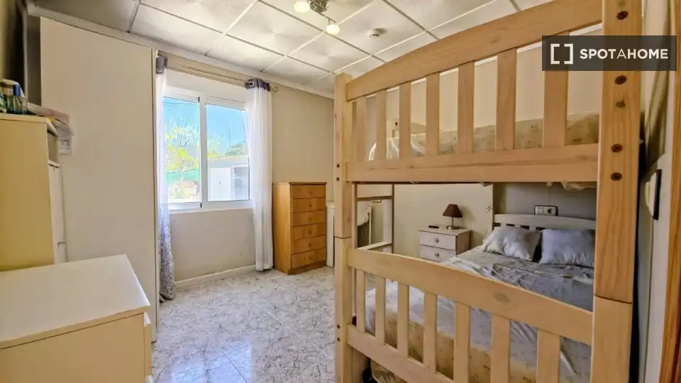 Habitación 4025 m², Cartagena