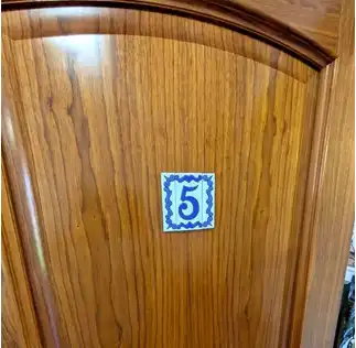 Habitación 504 m², Linares