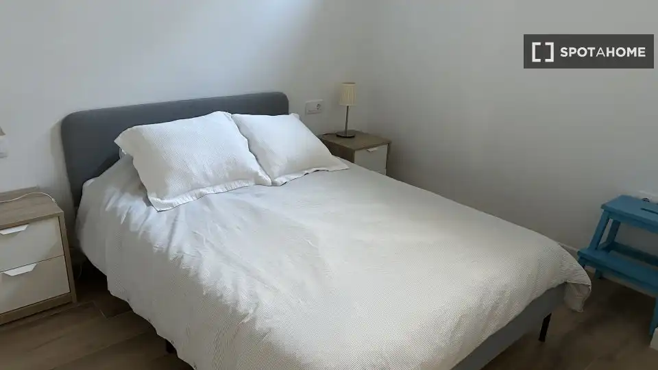 Habitación 81 m², Sevilla