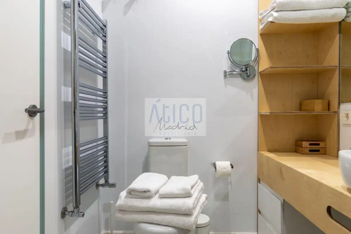 Flat 80 m² in Madrid