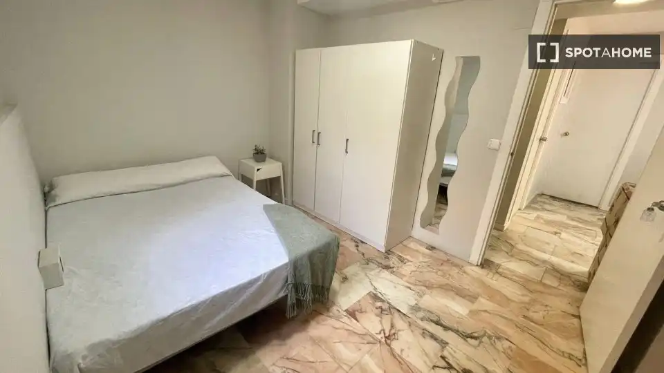 Habitación 472 m², Sevilla