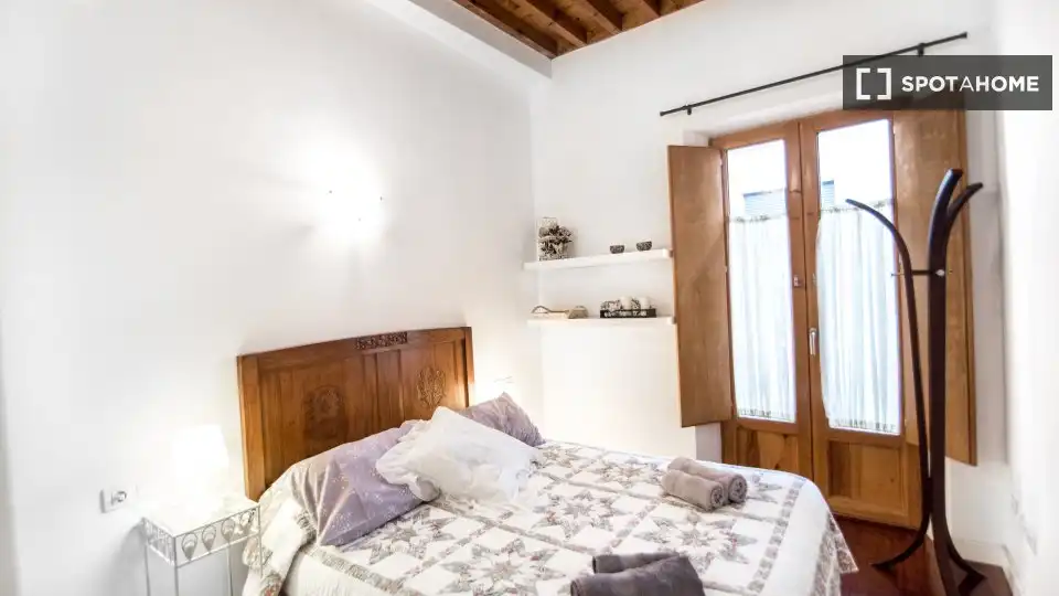 Habitación 87 m², Granada