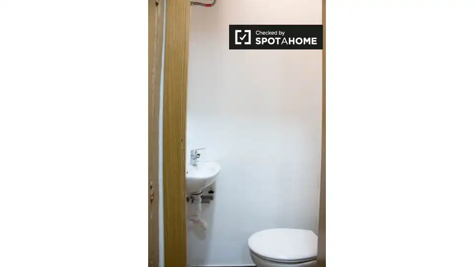 Room for rent, Barcelona
