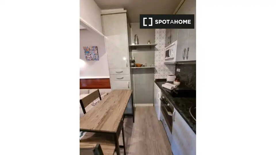 Habitación 35 m², Oviedo