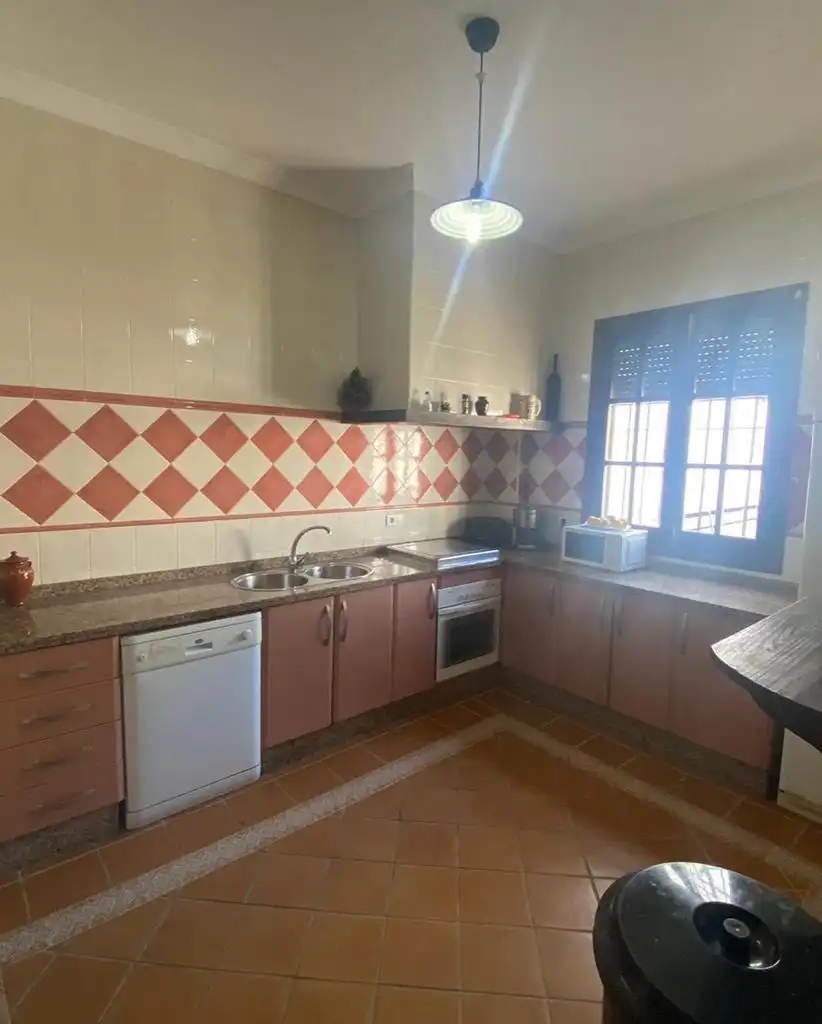 Piso de 300 m² en Almonte