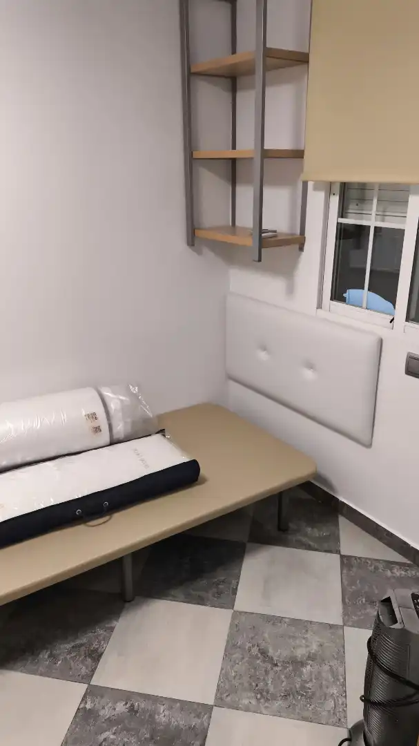 Pis de 80 m² a Còrdova