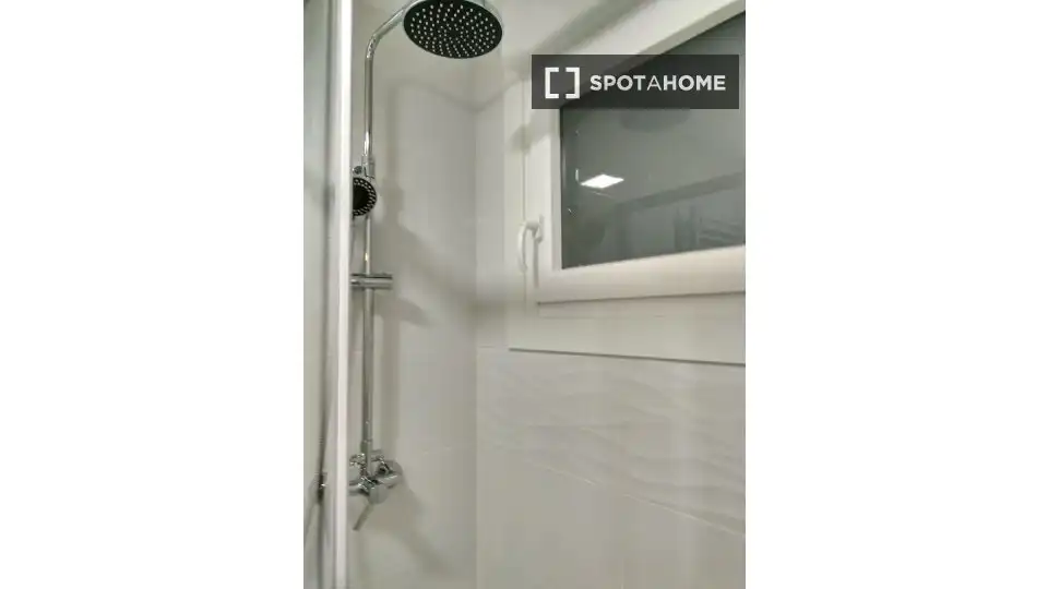 Habitación 72 m², Vigo